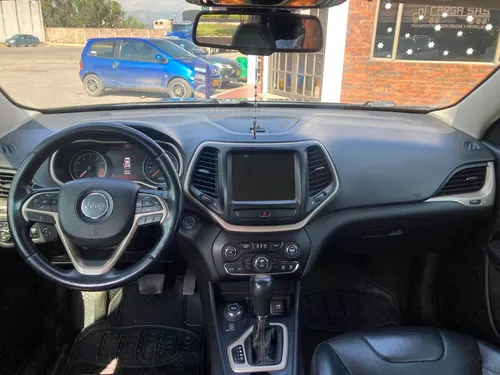 Jeep Cherokee 3.2 Limited