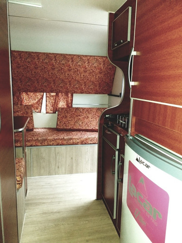 Imagen 12 de 15 de Casa Rodante 4 Mts,heladera, Ducha, Inodoro, Exclusiva!!!