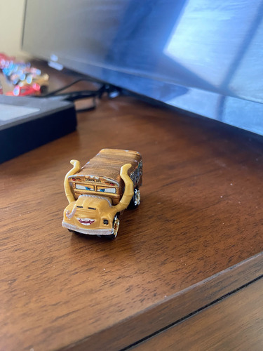 Mini Racer Cars Miss Fractura Dorado Oscuro (Usado)