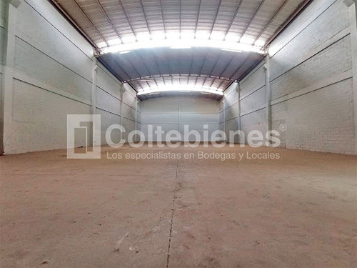 Bodegas En Arriendo Girardota 495-41188