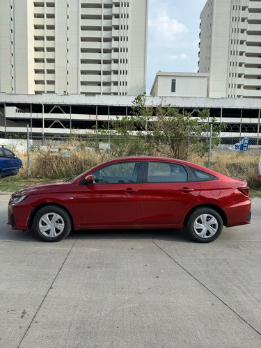 Toyota Yaris 1.5 4P Base At Cvt