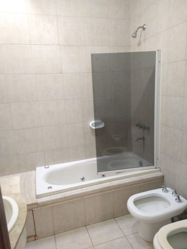 Imagen 14 de 17 de Casa En Venta En Lanús Oeste