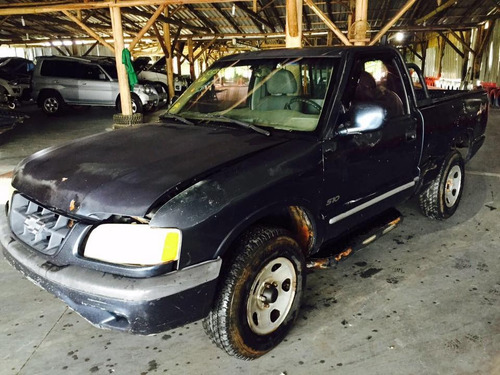 Chevrolet S10 2.5 Std 4x4 2p Sucata