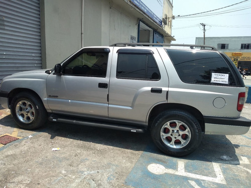 Imagem 12 de 14 de Chevrolet Blazer 2001 2.4 5p