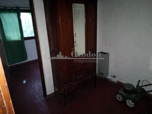 Casa En Venta 3 Ambientes - Bosque Peralta Ramos, A Refaccionar