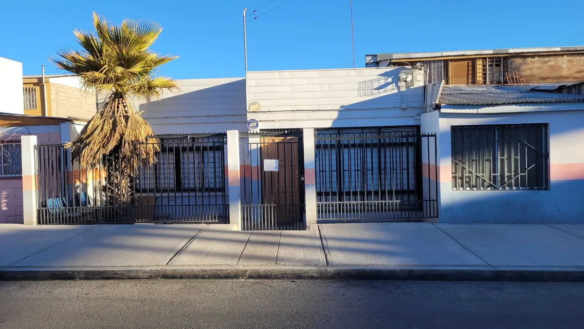 Imagen 1 de 18 de Gran Oportunidad De Inmueble Comercial (76022)