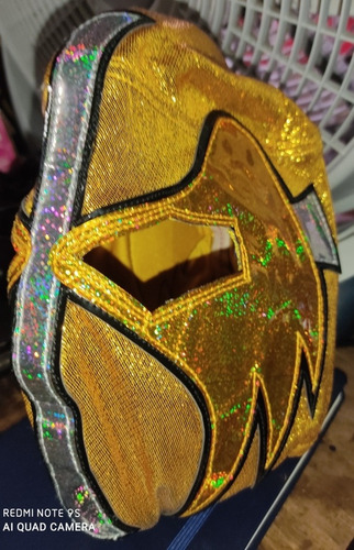 Máscara Profesional De Lucha Libre En Lame De Angel De Oro. (Usado)