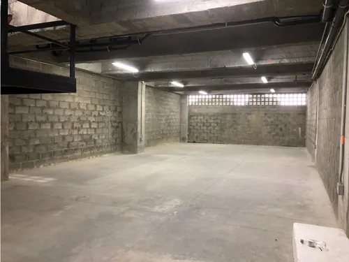 Bodega En Arriendo, Sector Jardines- Via El Caimo