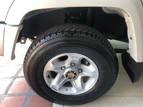 Imagen 4 de 13 de Toyota Land Cruiser