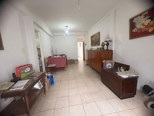 Saavedra, Venta Ph Planta Baja Fondo, 3 Ambientes, Patio, Jardin