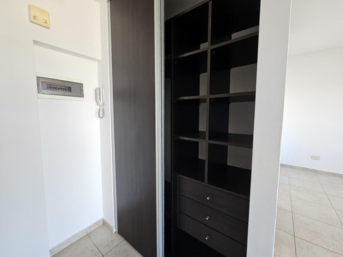 Garcia Del Rio 4000 / Departamento En Alquiler / Monoambiente Con Balcon / Saavedra