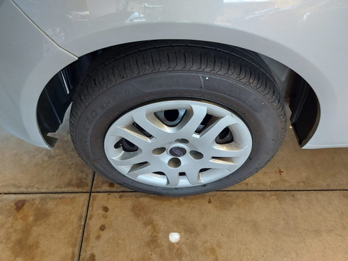 Ford Fiesta Sedan 1.6 Rocam Se Flex 4p 2014