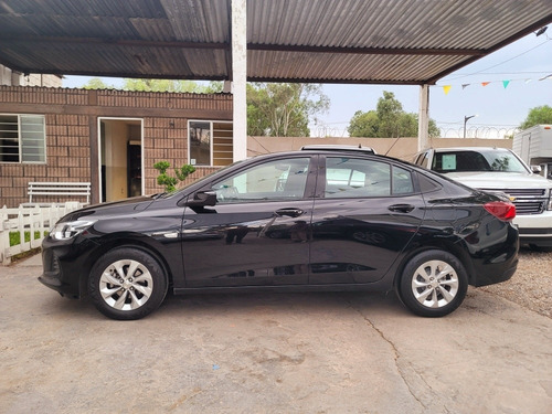 Imagen 4 de 17 de Chevrolet Onix 1.0 Lt Modelo 2021