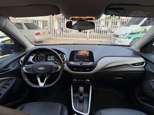 Chevrolet Onix 1.0T Premier Sedan At