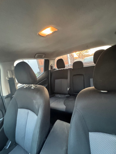 Mitsubishi L200 2.4 Cabina Doble 4x2 Mt