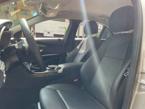 Imagen 10 de 15 de Mercedes-benz Clase C 2019 4p C 180 L4/1.6/t Aut
