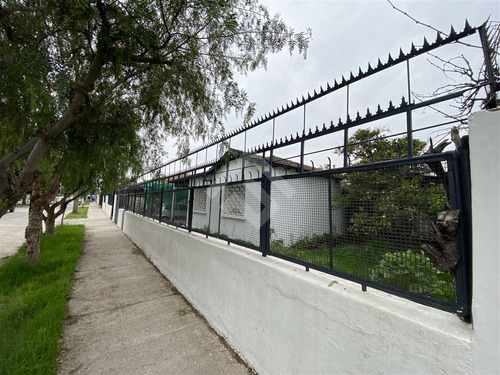 Gran Terreno Casa En Venta De 4 Dorm. En La Cisterna