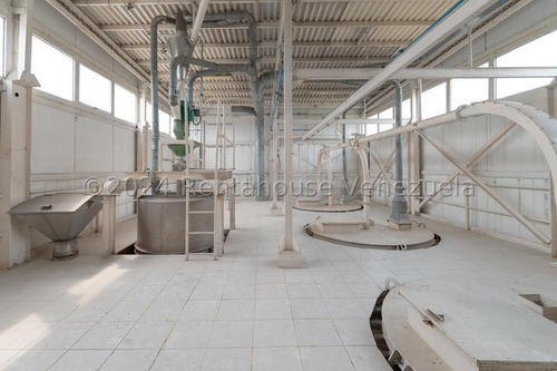 Complejo Industrial Galpones Planta Procesadora Alimentos En Venta Oficinas Banco Transformadores 225 Kva Voltaje 440 Negoc Estef 25-620