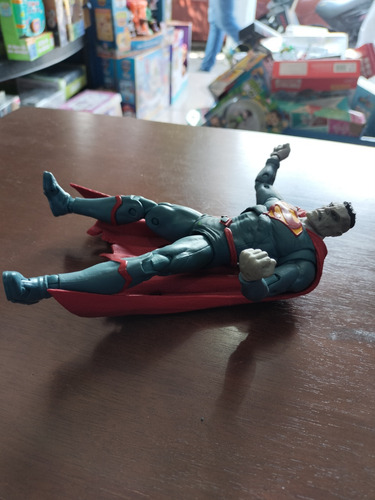 Mcfarlane Toys Superman Bizarro Multiverse Dc Rebirth 2021 (Usado)