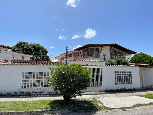 Casa Quinta En Venta Excelensan Jacinto Maracay Nela 24-1484