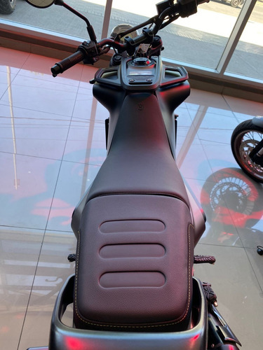 Imagen 2 de 15 de Husqvarna Svartpilen 401 | Financiacion Exclusiva