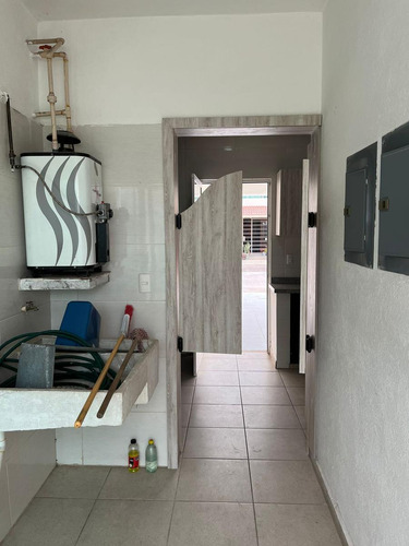 Fracc Las Palmas Casa En Venta Excelente Estado , 3 Recámaras Con A/c Y Persianas