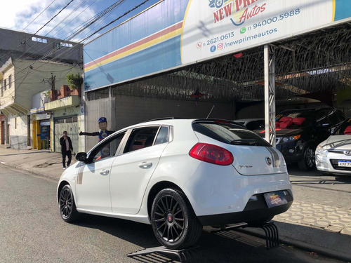Imagem 9 de 14 de Fiat Bravo 2013 1.8 16v Sporting Flex Dualogic 5p