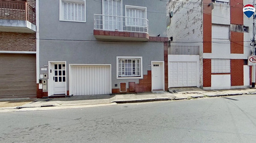 Venta Ph 4 Amb Con Patio Y Parrilla En Avellaneda.