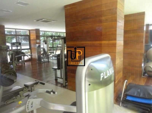 Imagem 27 de 30 de Apartamento Luxuoso De Alto Padrão - Itaigara - V49