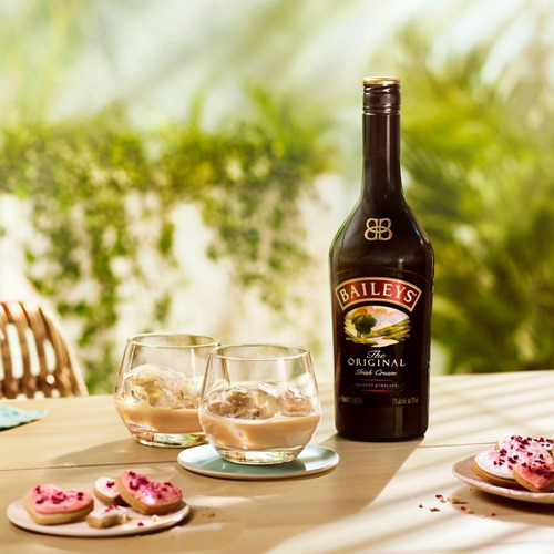 Imagen 5 de 6 de Baileys Licor Original Crema Irlandesa Irish 750ml
