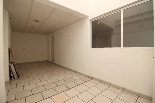Imagen 12 de 15 de Local Comercial En Renta, Morelia, Michoacán De Ocampo