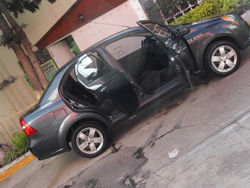 Imagen 5 de 15 de Chevrolet Aveo 1.6 Lt Mt Sedán 2016