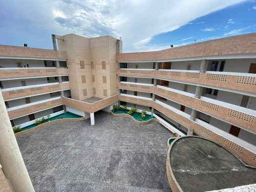 Imagen 14 de 14 de Carlos Vasquez Re/max Apartamento En Venta Oportunidad Terrazas De Manantial Naguanagua Cod: 140252 0424-4469690