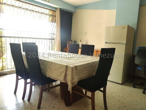 Lindo, Acogedor Apartamento En Venta Colinas De Bello Monte Mls-25-20672 Mv