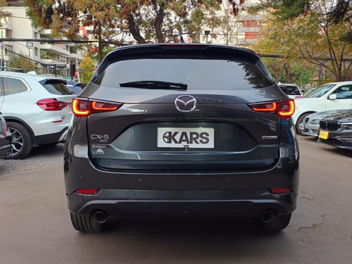 Mazda CX-5 -
