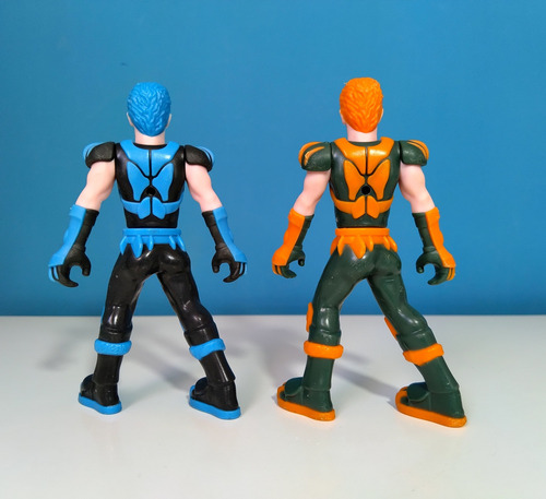 Muñeco Tiggerman Y Riverman Aventura En La Selva Kinder 2022 (Usado)