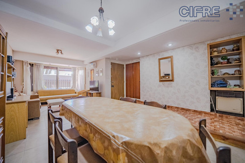 Casa De 5 Ambientes Con Garaje Para Dos Autos Jardín Y Pileta Lote Propio 8.66x26