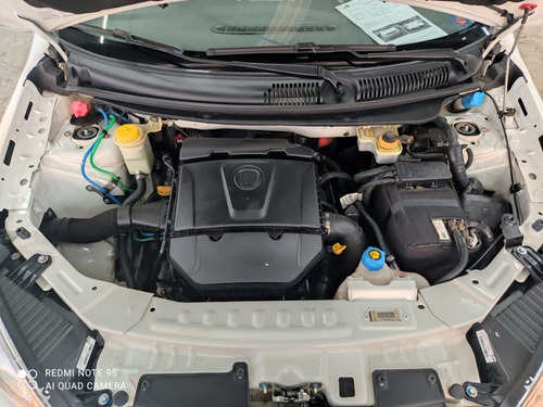 Imagem 12 de 13 de Fiat Grand Siena