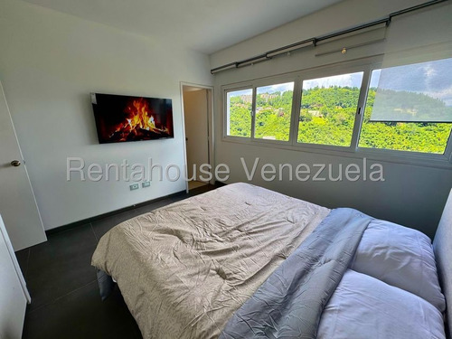Hermoso Apartamento Amoblado, Remodelado En Manzanares, Codg Mas 25-13930