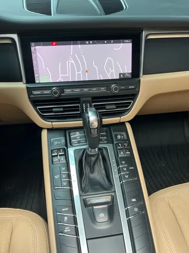 Porsche Macan 2.0 Lux