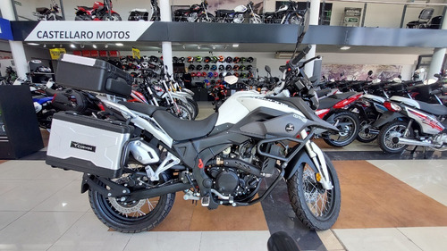 Imagen 5 de 18 de Corven Triax 250 Touring 0km