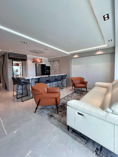 Espectacular Apartamento En Isla Paraíso Conterraza Y Muelle