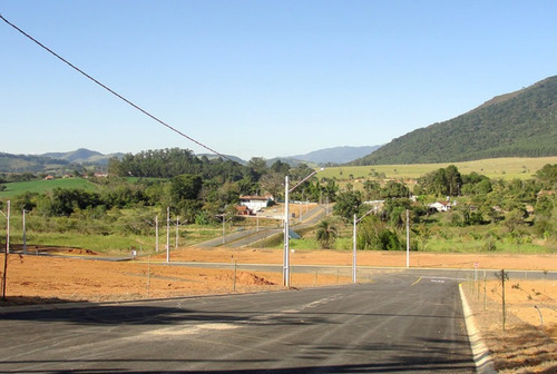 Imagem 4 de 25 de Ótimo Terreno À Venda, Em Local Tranquilo, Em Meio A Natureza, No Residencial Alvorada Próximo Ao Bairro Guaripocaba, Bragança Paulista-sp - Sp - Te0007_hcoret