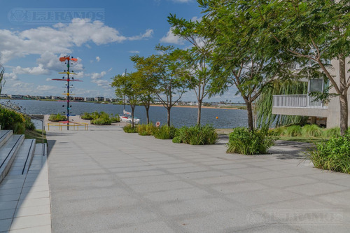 Terreno En Venta En El Barrio Vistas Con Vista Al Lago, Puertos / Escobar