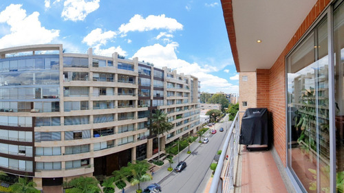 Imagen 15 de 17 de Oportunidad! Amplio Apartamento En Excelente Ubicación