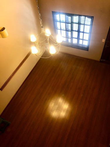 Imagen 6 de 30 de Casa Chalet Venta - 5 Ambientes - Ituzaingo Norte - Con Parque Y Piscina - Permuta