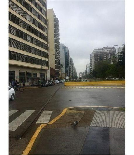 Imagen 2 de 4 de Cochera En Avenida Santa Fe - Barrio Premium Palermo