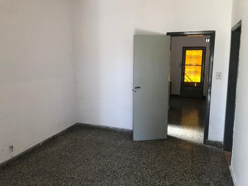 Imagen 3 de 5 de Casa En Venta En Berazategui