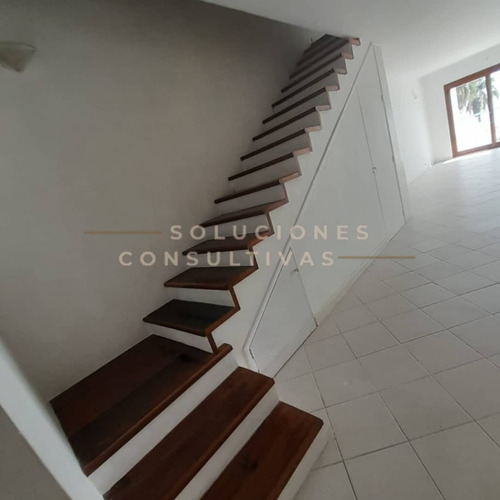 Soluciones Consultivas Vende Penthouse Dúplex, Terrraza Marina, Lecheria