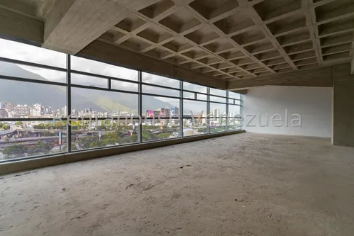 25-6682 Rahl Oficina En Venta